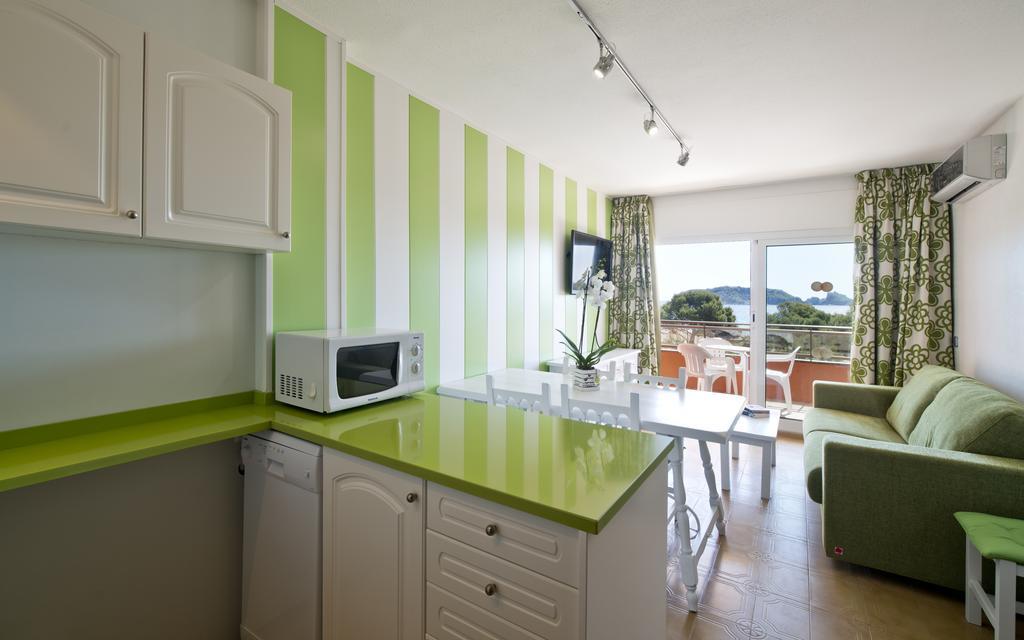 أولاستارتيت Apartamentos Salles Beach الغرفة الصورة