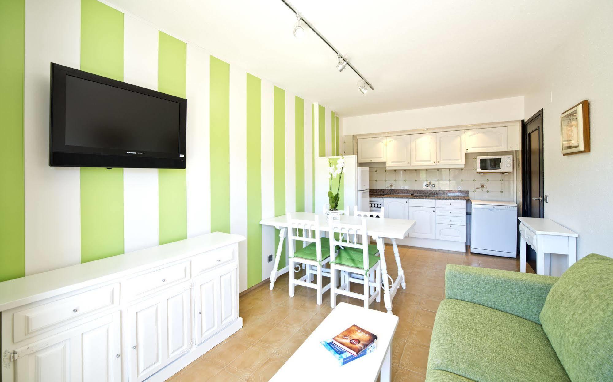 أولاستارتيت Apartamentos Salles Beach المظهر الخارجي الصورة