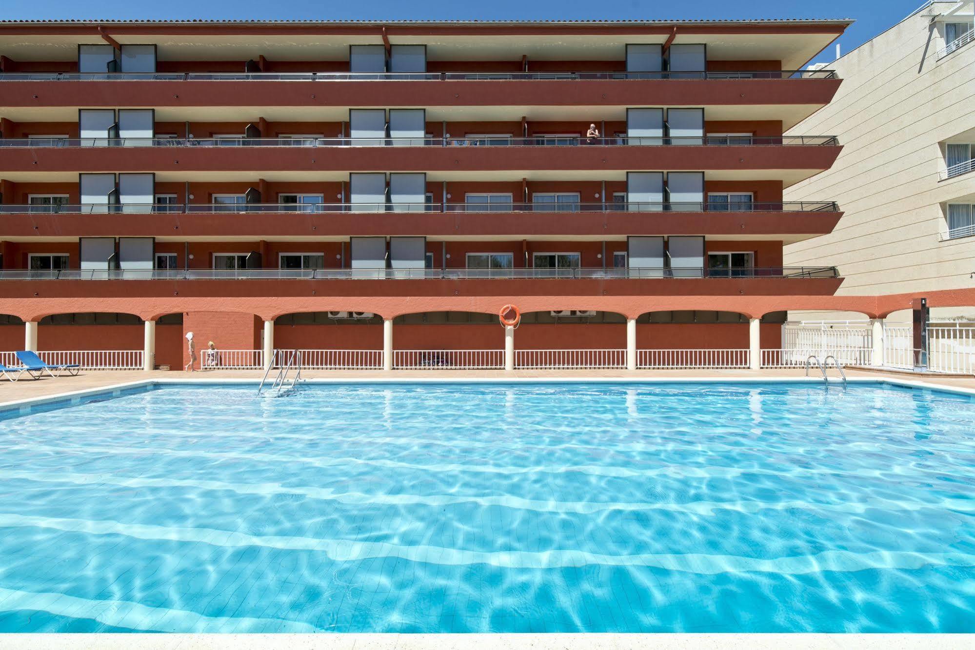 أولاستارتيت Apartamentos Salles Beach المظهر الخارجي الصورة